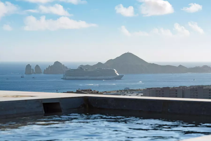 Salomon de la Cruz #Mistiq Penthouse 411, Cabo Corridor, Baja