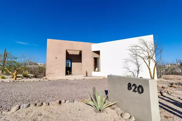 820 21 Calle #Icon House For Sale Centenario, La Paz, Baja