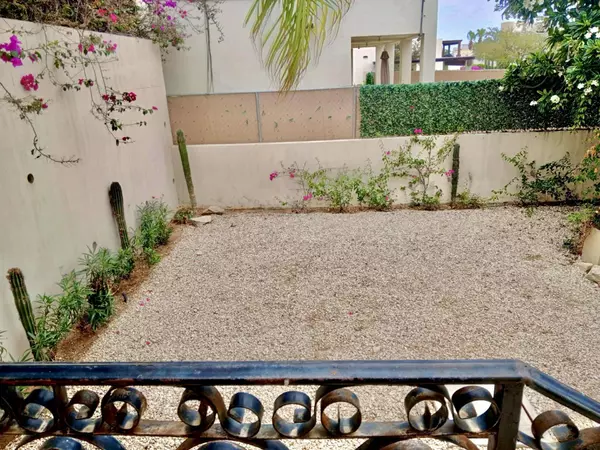 Cabo Corridor, Baja,#Celeste House
