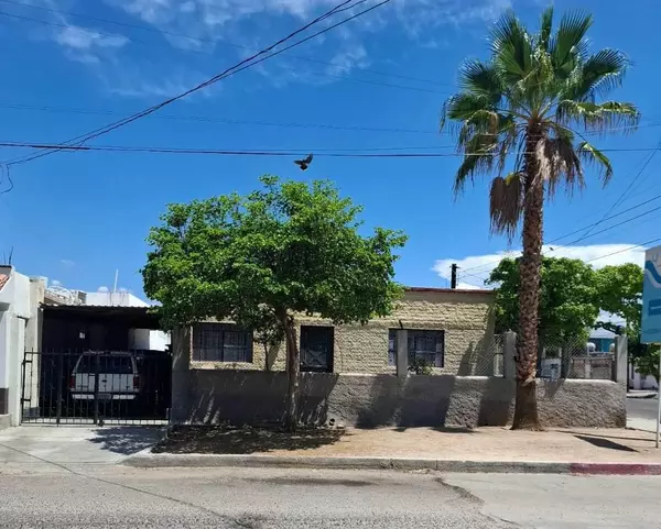 2170 Valentin Gomez Farias Calle #Corner Downtown House La Paz, La Paz, Baja