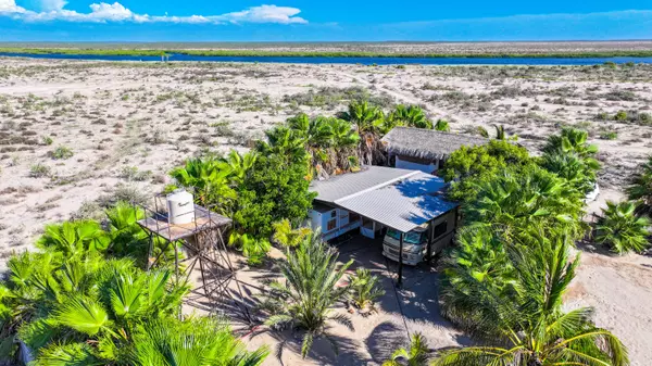 Comondu, Baja,#Palapa Blanca Oasis