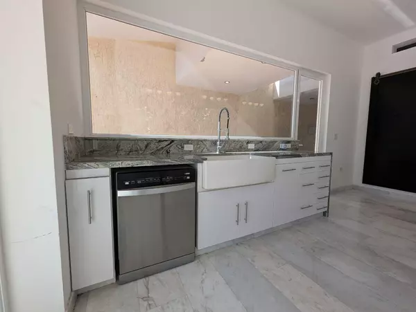 La Paz, Baja,1055 REFORMA CALLE REFORMA 1055 #CASA KIM CALLE REFORMA