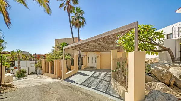 11 Camino de La Playa #Casa Granite, Cabo Corridor, Baja