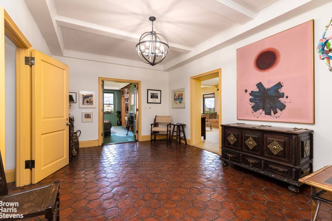 Manhattan, NY 10028,1035 5TH Avenue #14C
