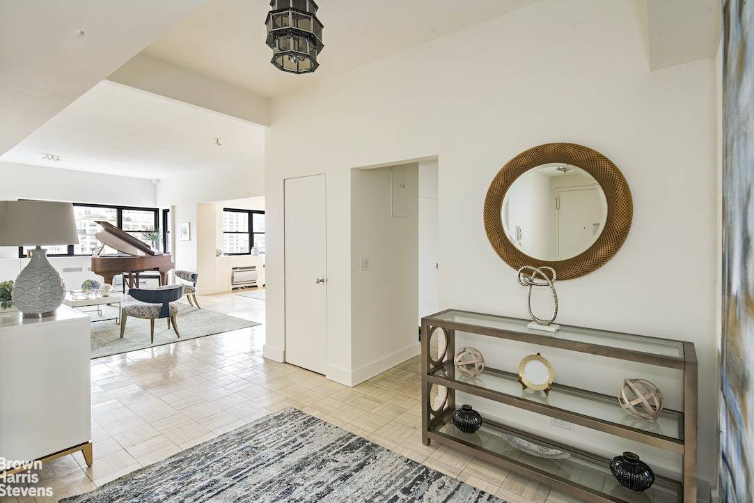 Manhattan, NY 10075,176 E 77TH Street #14J
