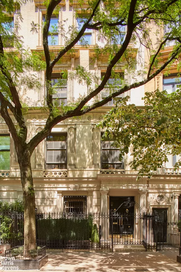 15 E 82ND Street #TRIPLEX, Manhattan, NY 10028