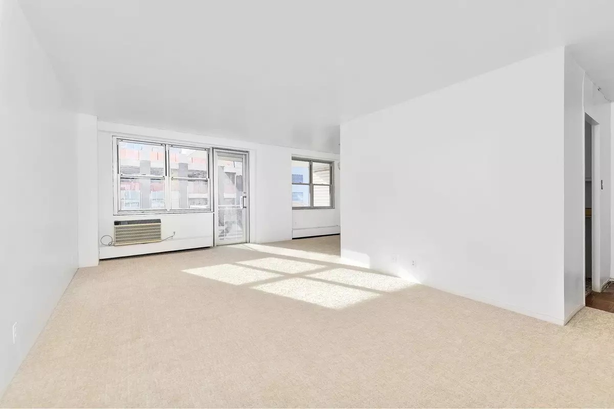 Manhattan, NY 10069,303 W 66TH Street #10JW