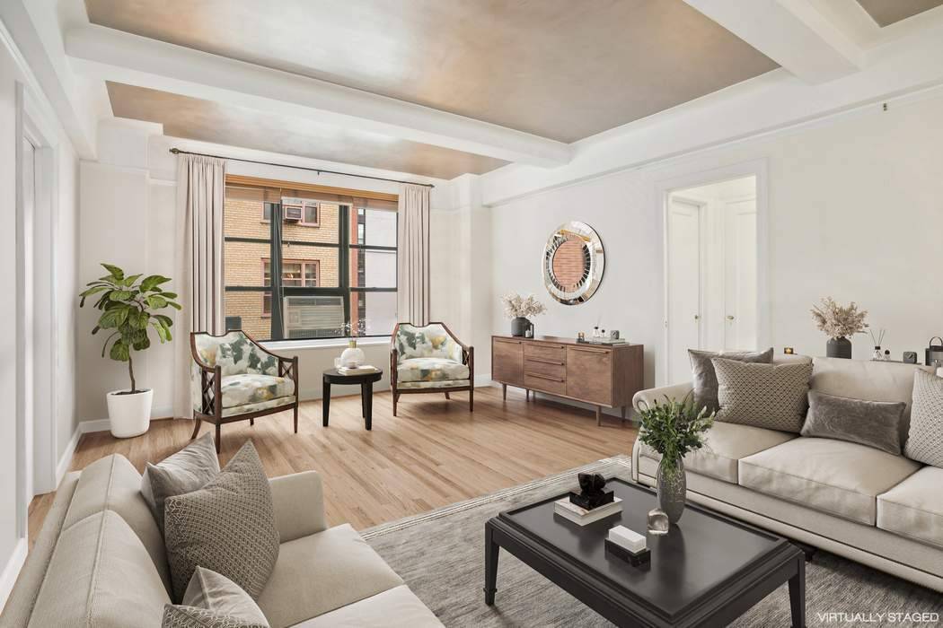 235 E 22nd Street #4L, Manhattan, NY 10010