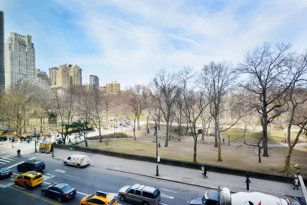 160 Central Park S #414, Manhattan, NY 10019