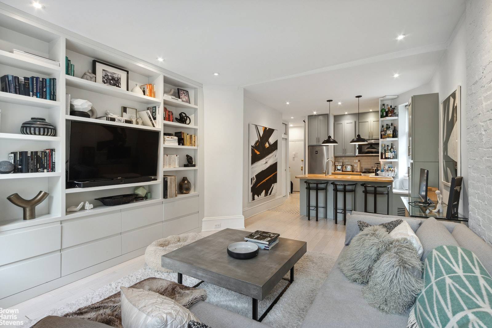626 E 14TH Street #9, Manhattan, NY 10009