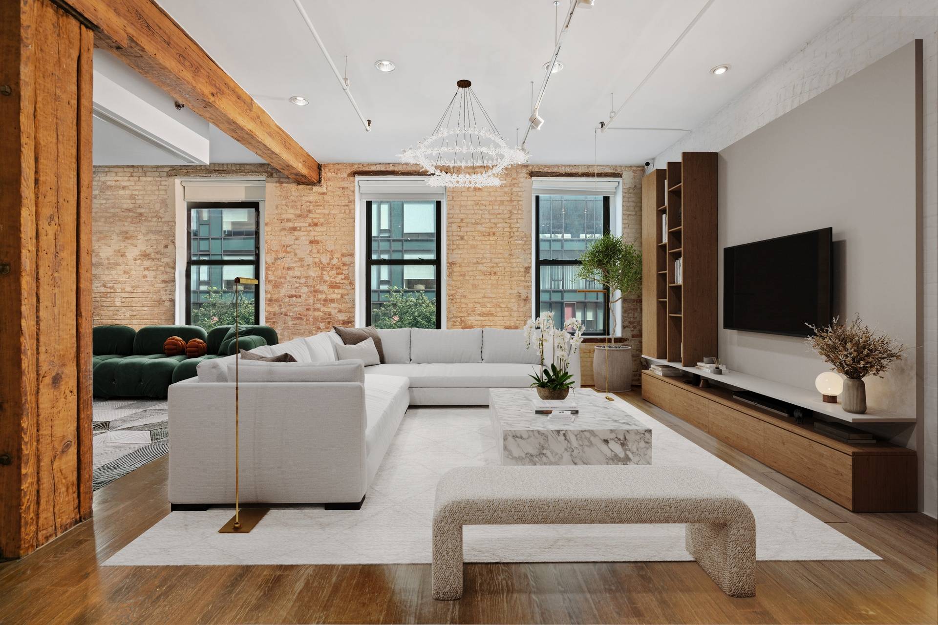 Manhattan, NY 10013,500 Greenwich Street #202