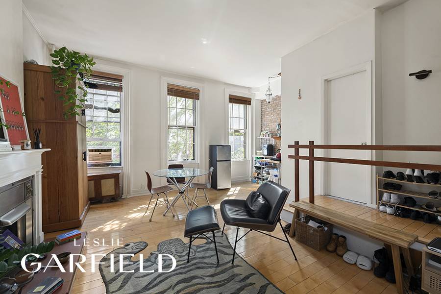 Manhattan, NY 10003,321 E 6th Street