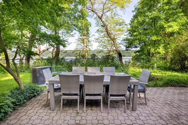 Bronx, NY 10463,2727 Palisade Avenue #5-B