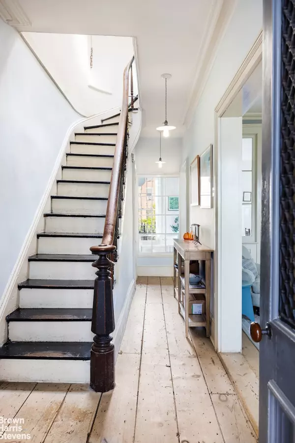 Brooklyn, NY 11231,189 HUNTINGTON Street