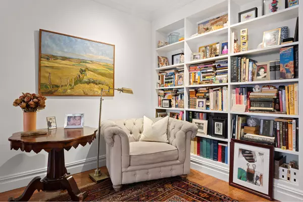 Queens, NY 11372,84-12 35TH Avenue #4C