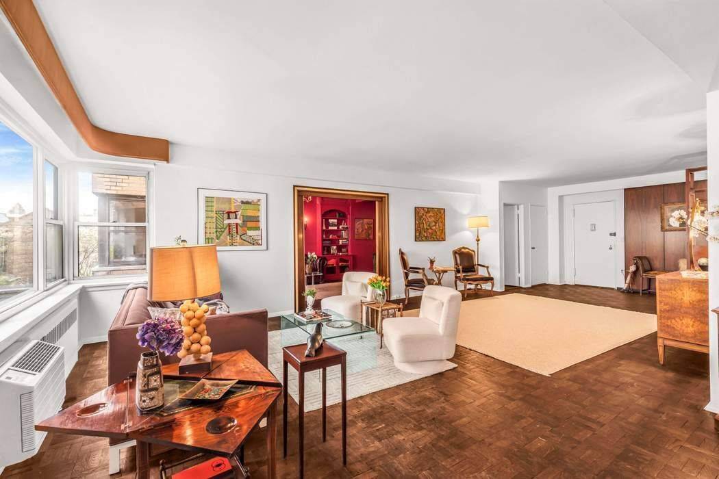 Manhattan, NY 10028,1025 Fifth Avenue #6CS