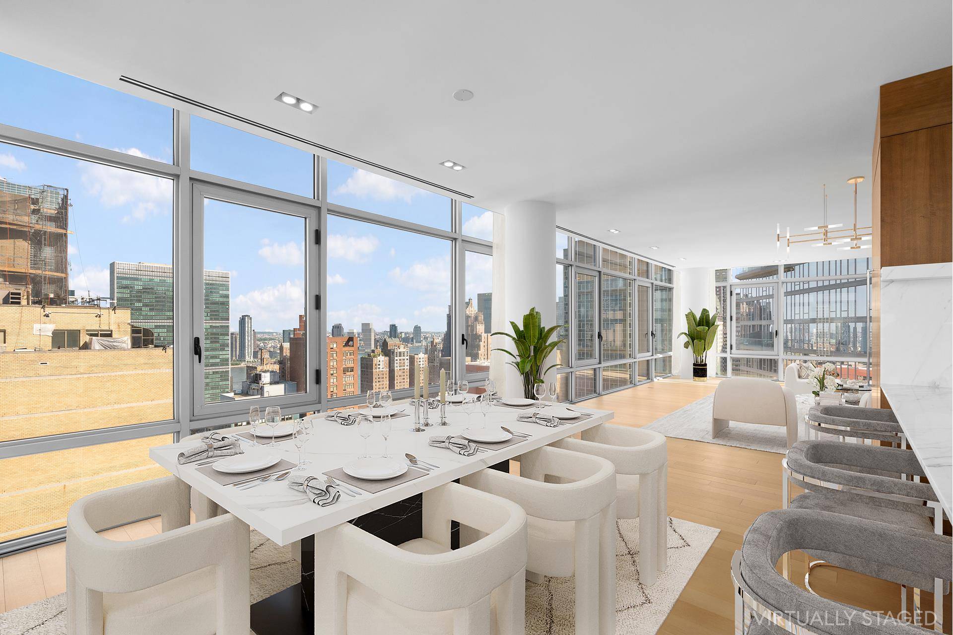 Manhattan, NY 10017,219 E 44TH Street #31