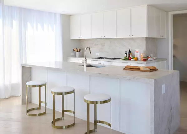 Manhattan, NY 10023,212 W 72ND Street #15G