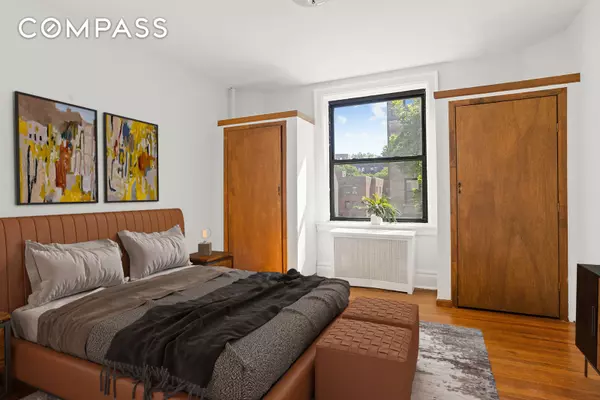 Queens, NY 11372,35-30 82nd Street #32