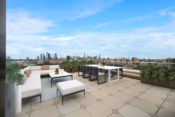 Manhattan, NY 10014,110 CHARLTON Street #PH30C