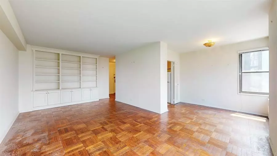 55 E END Avenue #9J, Manhattan, NY 10028