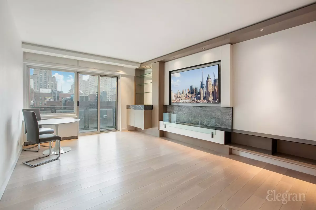 Manhattan, NY 10003,60 E 8th Street #6-C