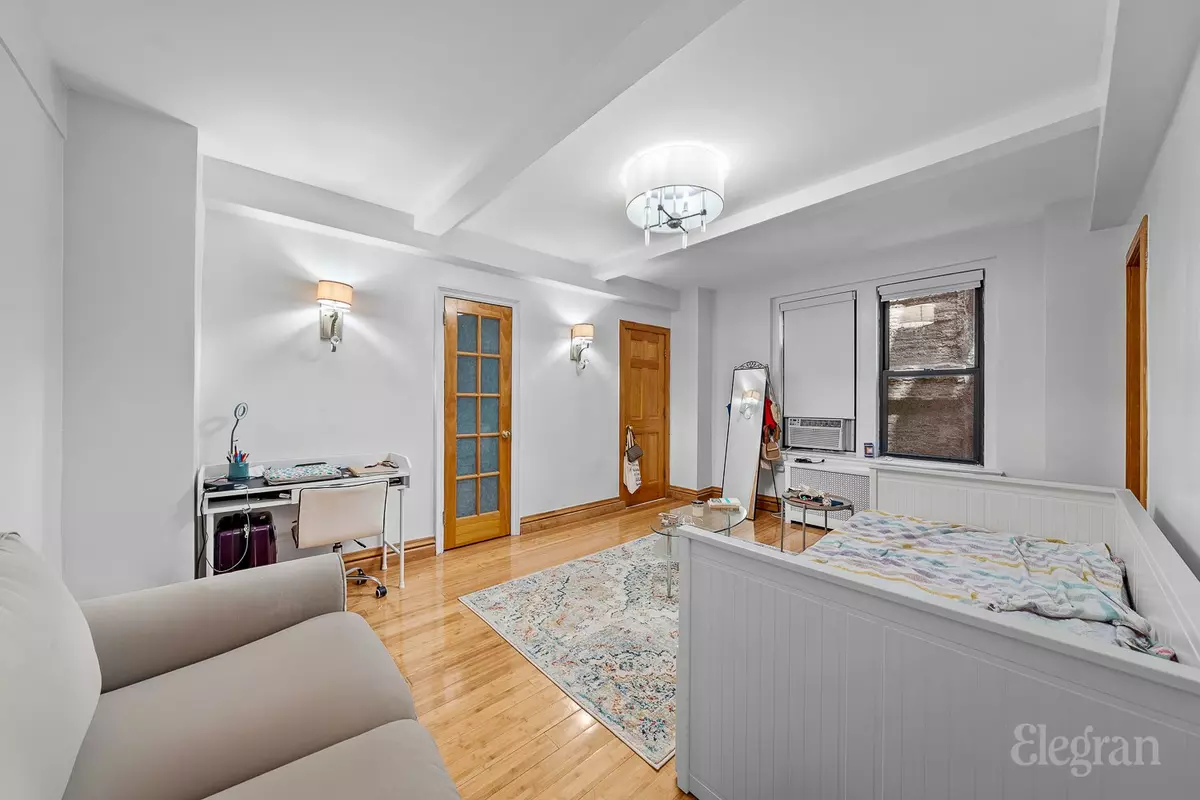 Manhattan, NY 10022,321 E 54th Street #2-J
