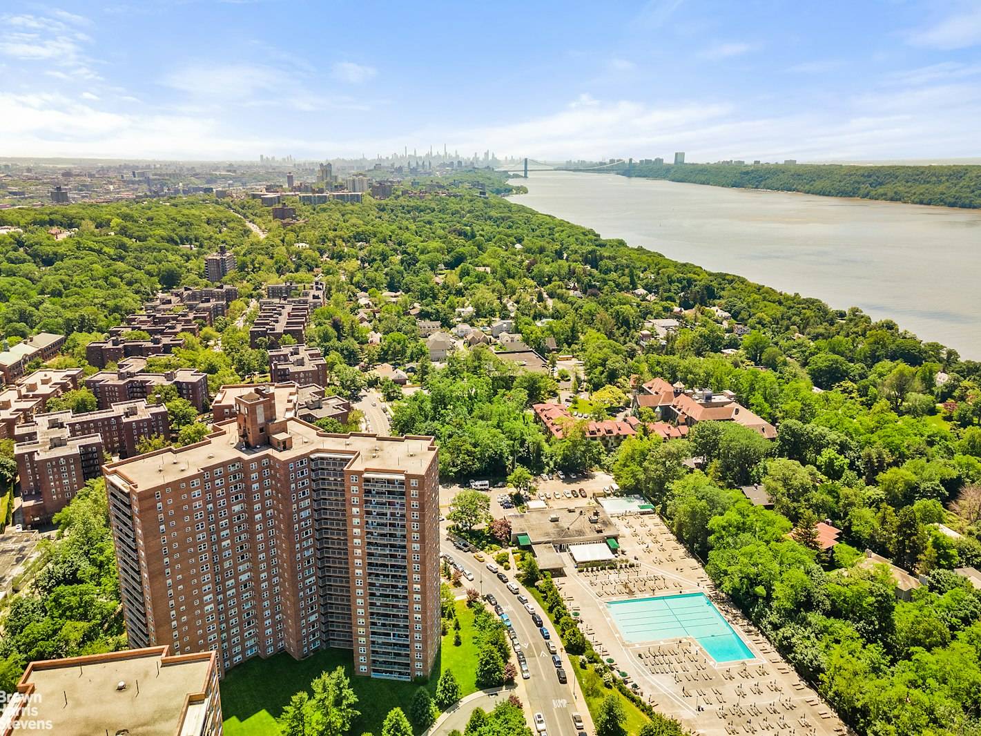 Bronx, NY 10471,5700 ARLINGTON Avenue #20G