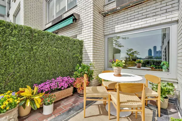 45 Sutton Place S #2-G, Manhattan, NY 10022