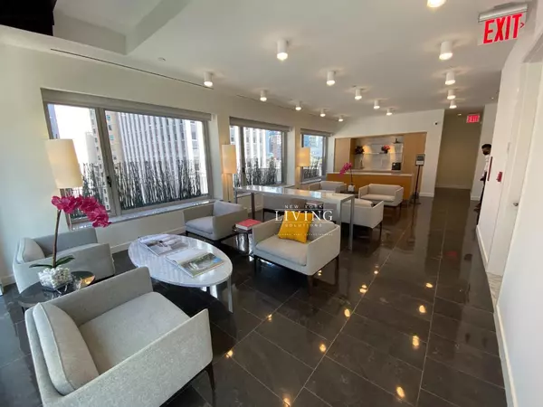 Manhattan, NY 10038,84 William Street #1208