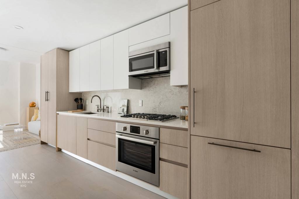 Brooklyn, NY 11211,526 Union Avenue #206