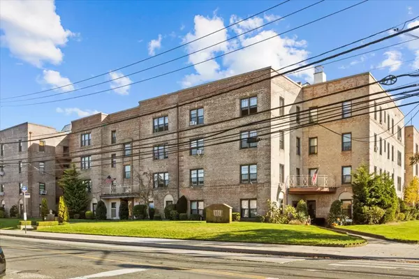 Queens, NY 11694,128-19 NEWPORT Avenue #1A