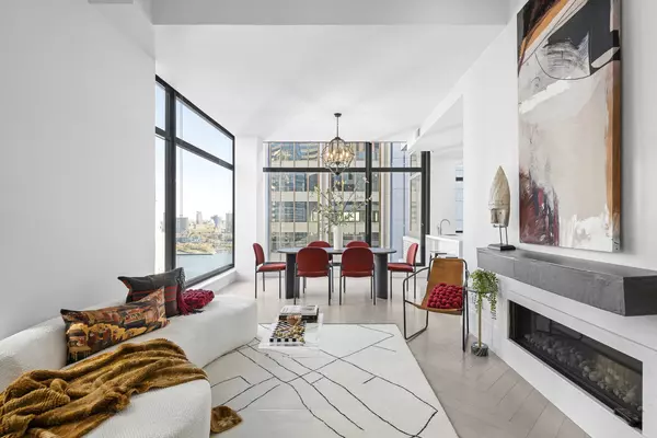 101 WALL Street #PHA, Manhattan, NY 10005