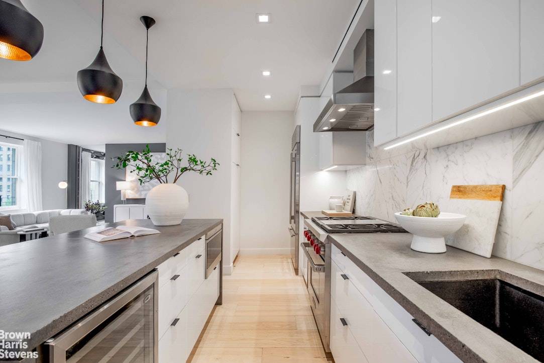 Manhattan, NY 10024,250 W 82ND Street #51