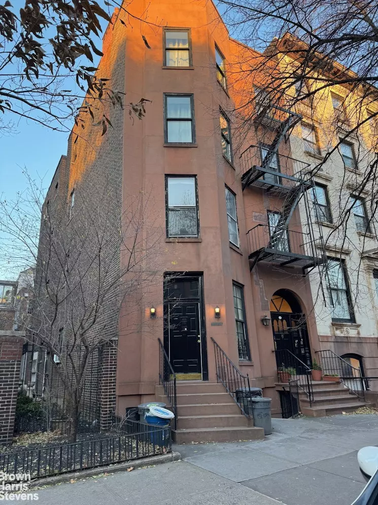 Brooklyn, NY 11201,103 JORALEMON Street