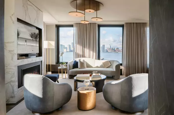 Manhattan, NY 10014,401 West Street #7