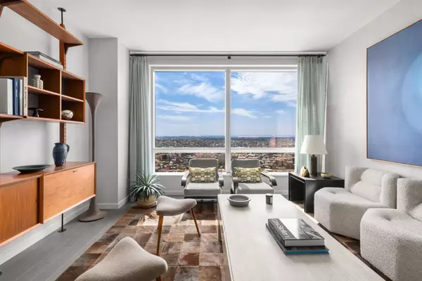 1 CITY Point #61C, Brooklyn, NY 11201