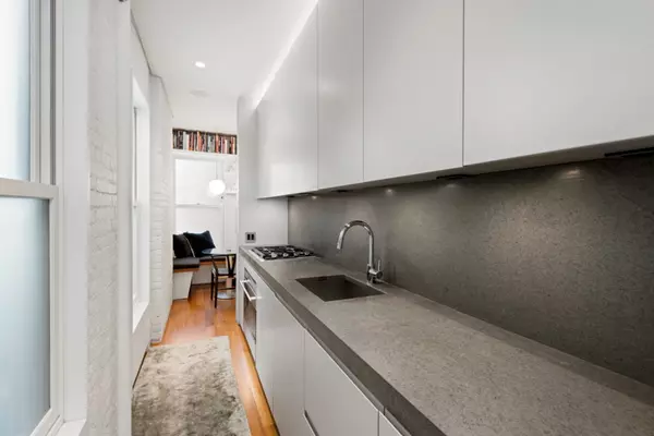 Manhattan, NY 10011,325 W 21st Street #14