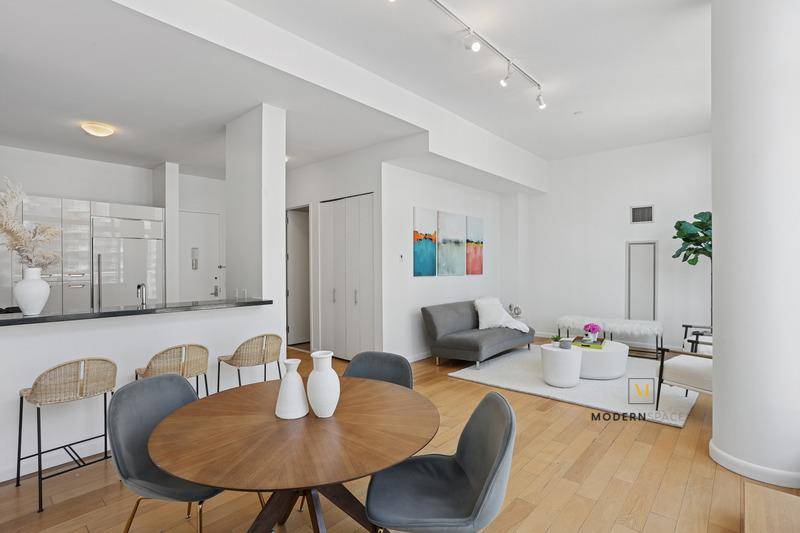 Queens, NY 11109,46-30 Center Boulevard #PH-3