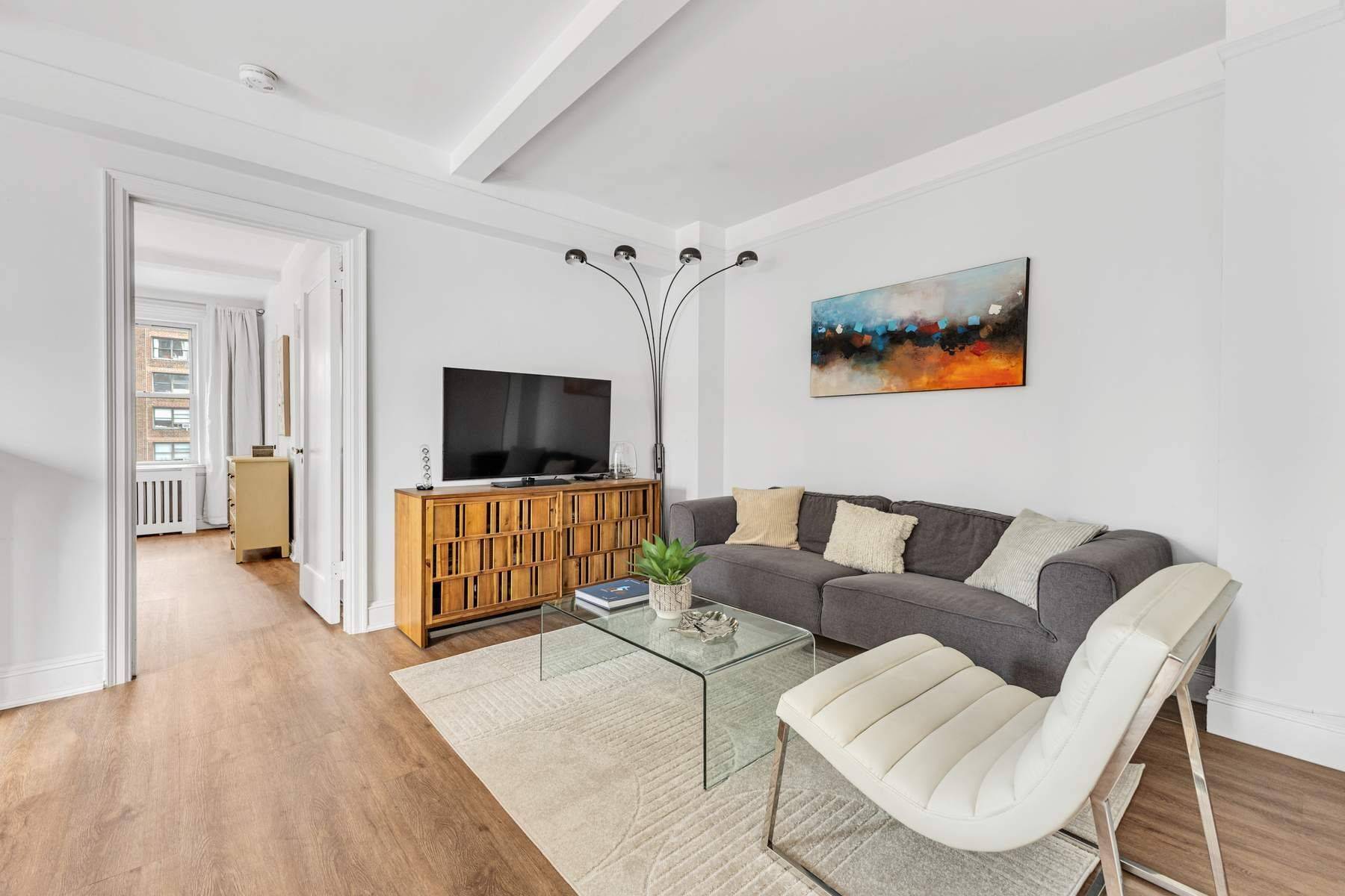 Manhattan, NY 10022,400 E 59th Street #9G