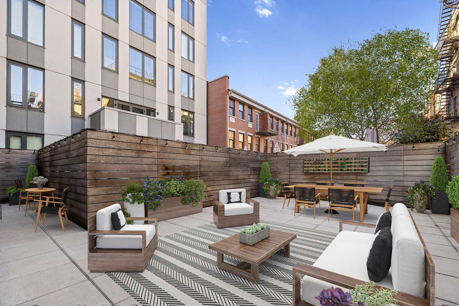 Manhattan, NY 10002,150 RIVINGTON Street #2H