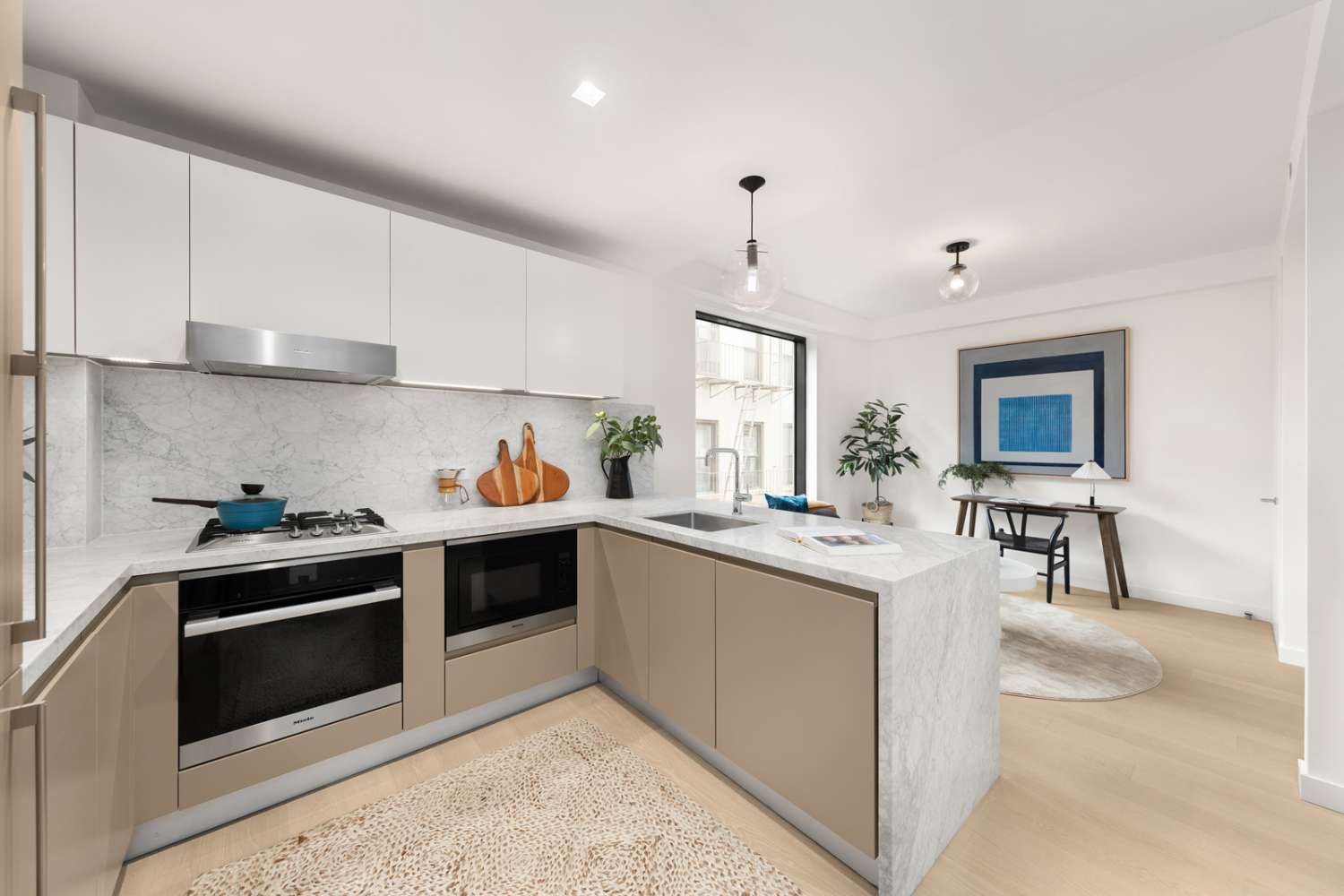 Manhattan, NY 10003,75 1ST Avenue #5D