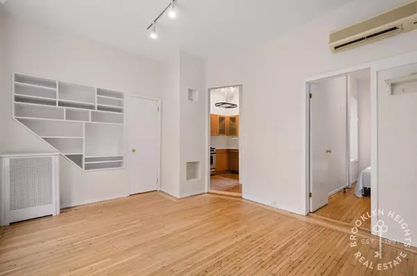 Brooklyn, NY 11201,55 Hicks Street #1
