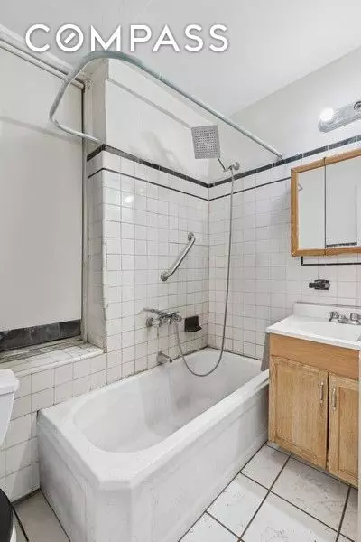 Manhattan, NY 10032,544 W 157th Street #1