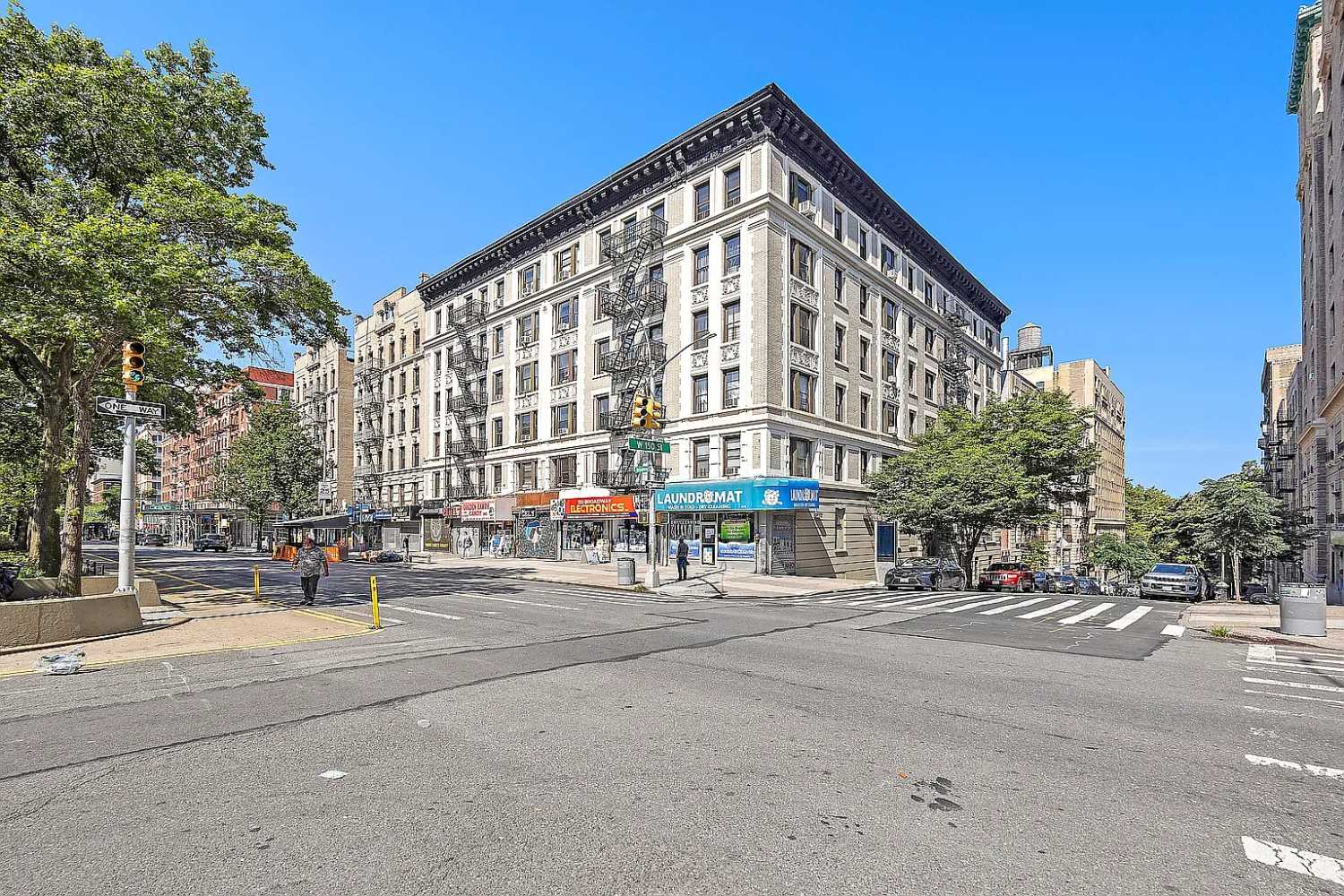 Manhattan, NY 10031,525 W 150TH Street