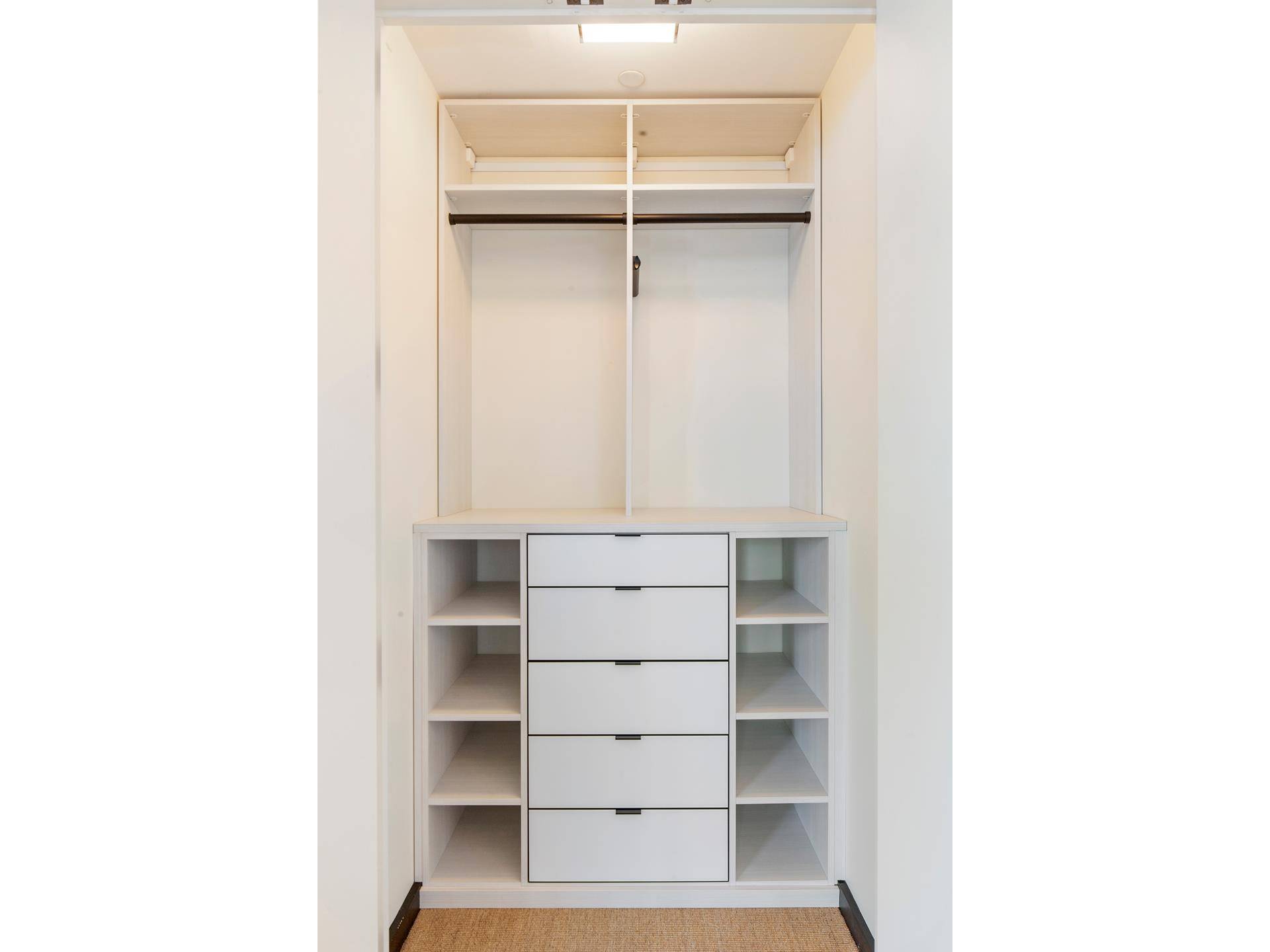 Manhattan, NY 10019,53 W 53RD Street #15B