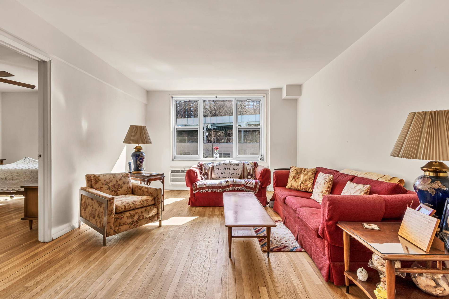 Bronx, NY 10463,2390 Palisade Avenue #5-J