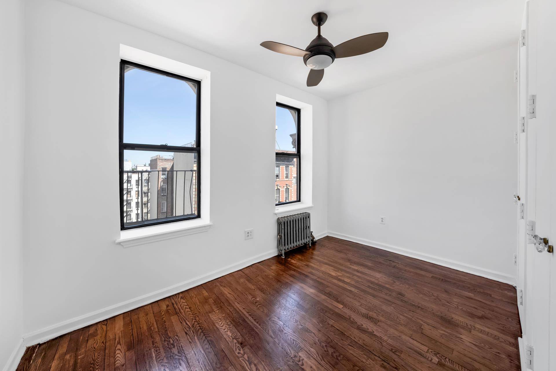 Manhattan, NY 10009,185 E 2ND Street #5A