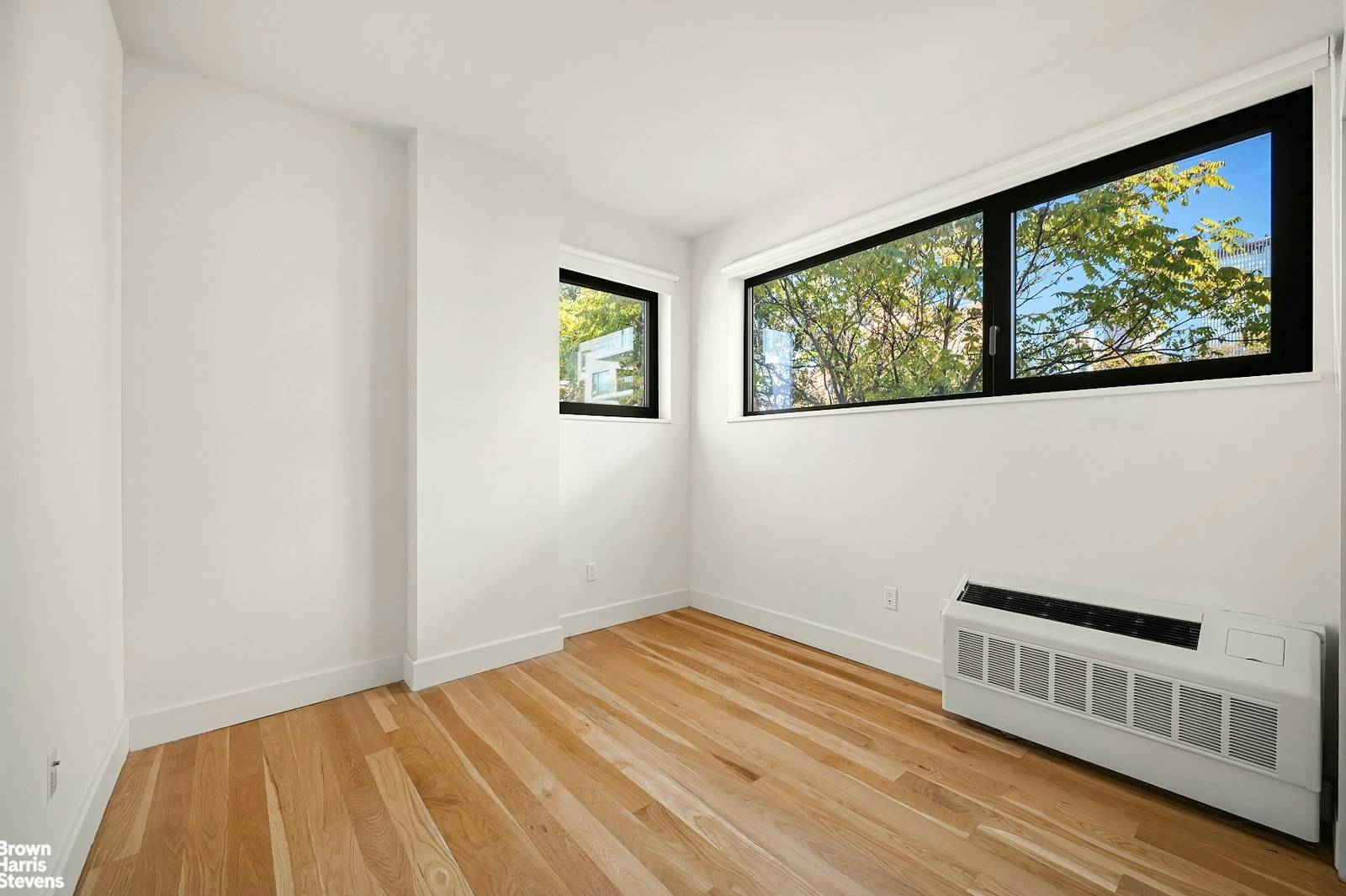 Brooklyn, NY 11217,577 BALTIC Street #5B