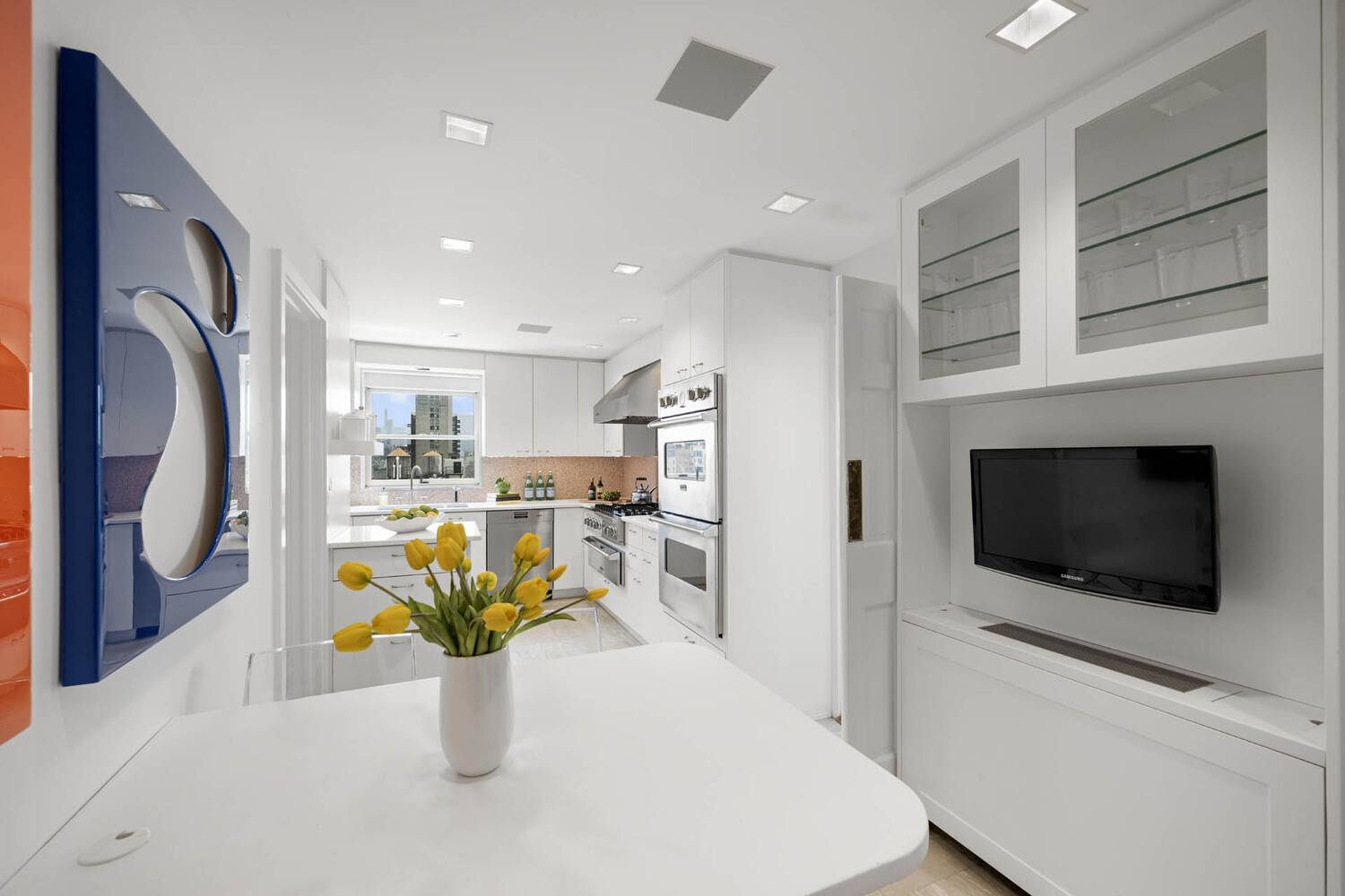 Manhattan, NY 10028,40 E 84TH Street #17A